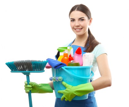 Professional carpet cleaners in Deptford preparing a property for cleaning